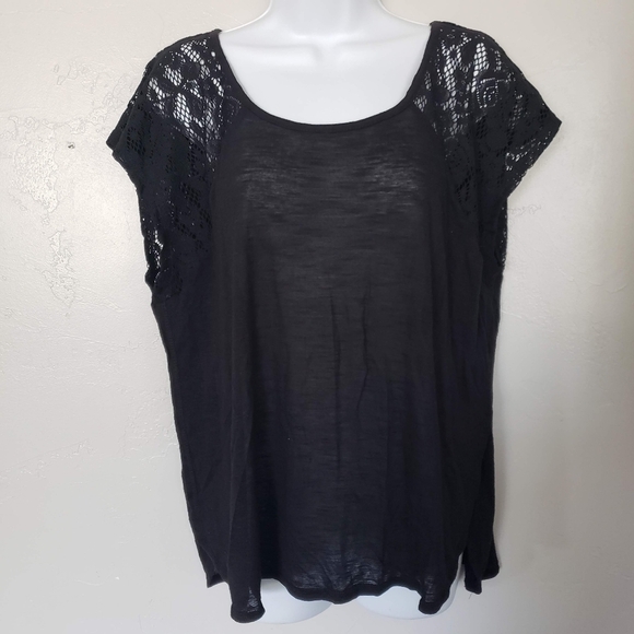 Rue21 XL Black Short Sleeve Shirt Blouse Top Lace Side Slit Lightweight - Picture 1 of 6